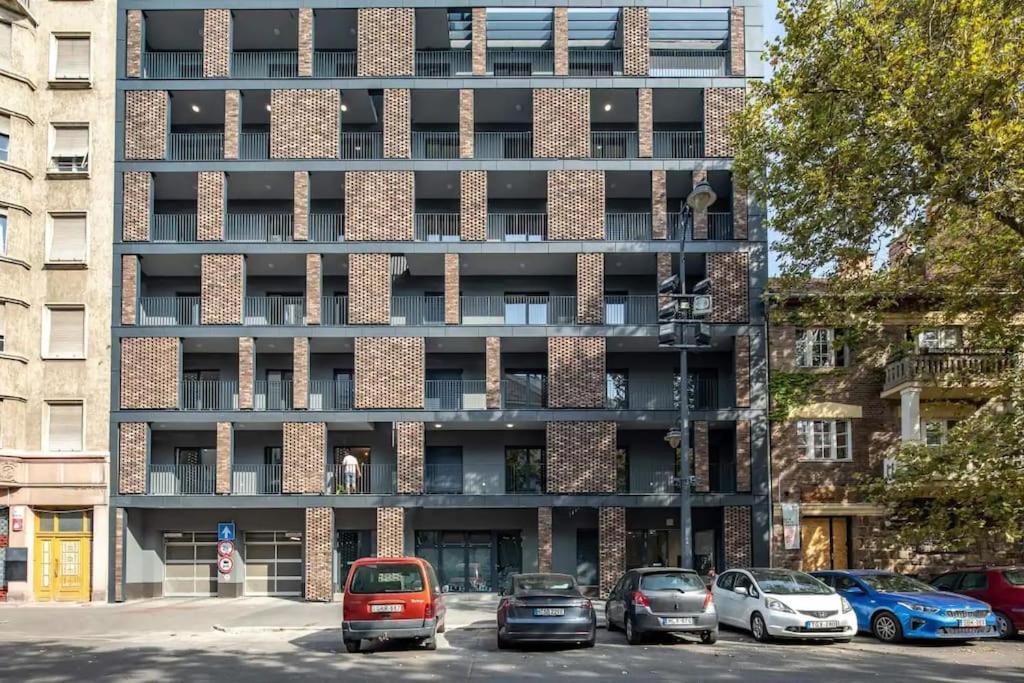 Marone 209 Budapest ~ Ac/Balcony/Indoor Parking מראה חיצוני תמונה